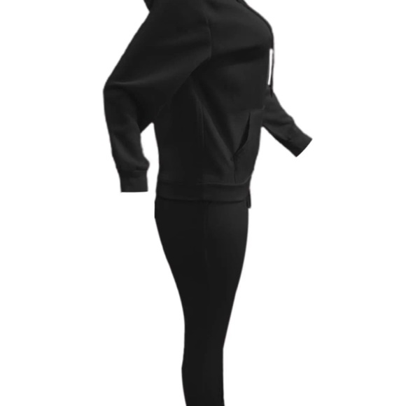 Black Matching Set - Picture 4 of 4